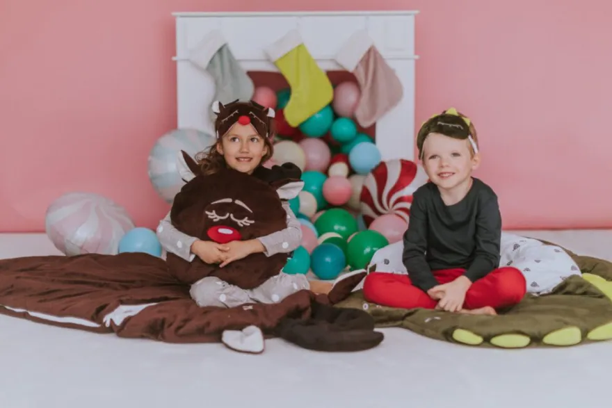 Śpiworek Sleepover Large (190x80cm) - Zielony Dinozaur